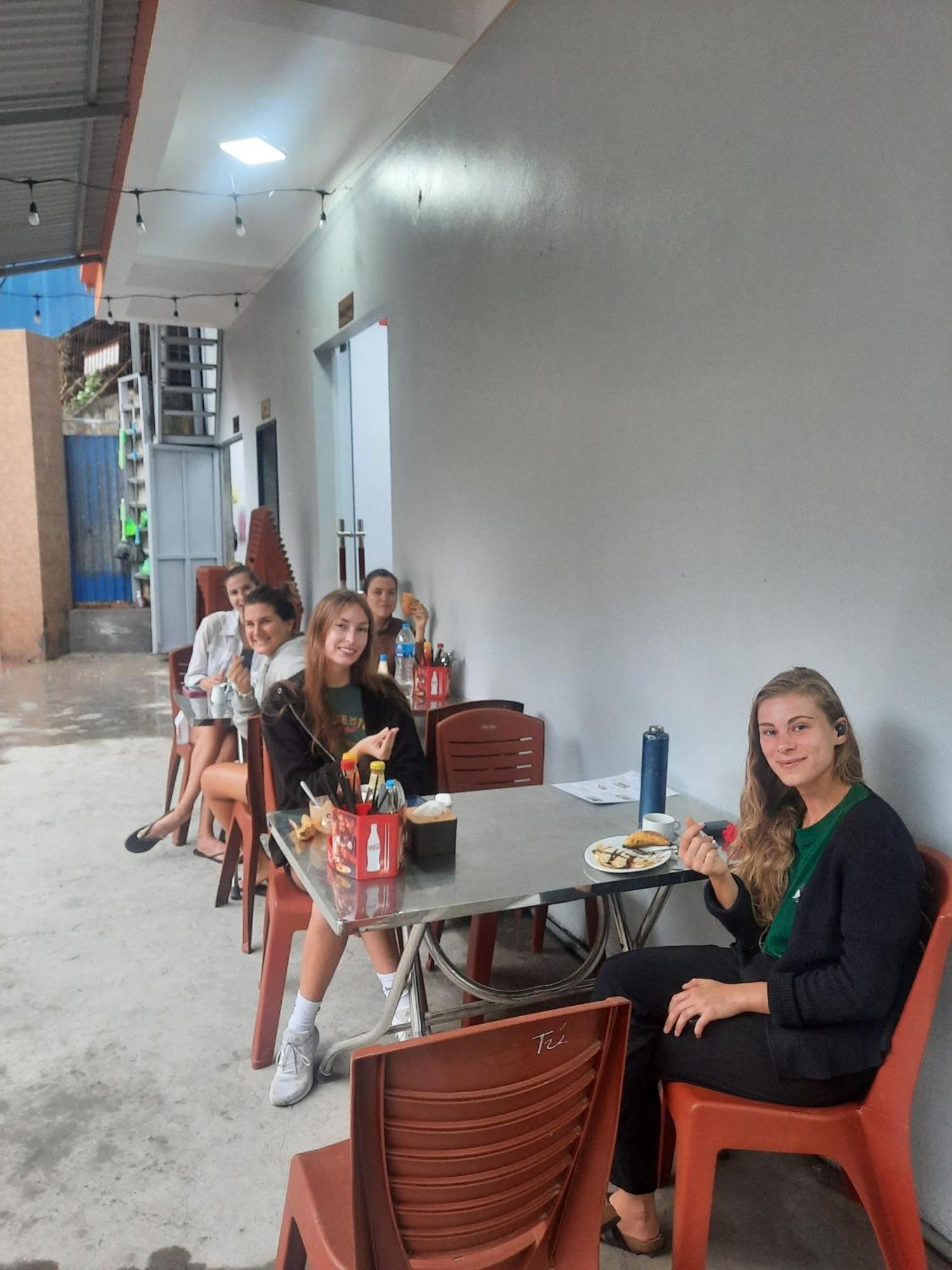 Napoli Hostel Chan Chau Екстериор снимка