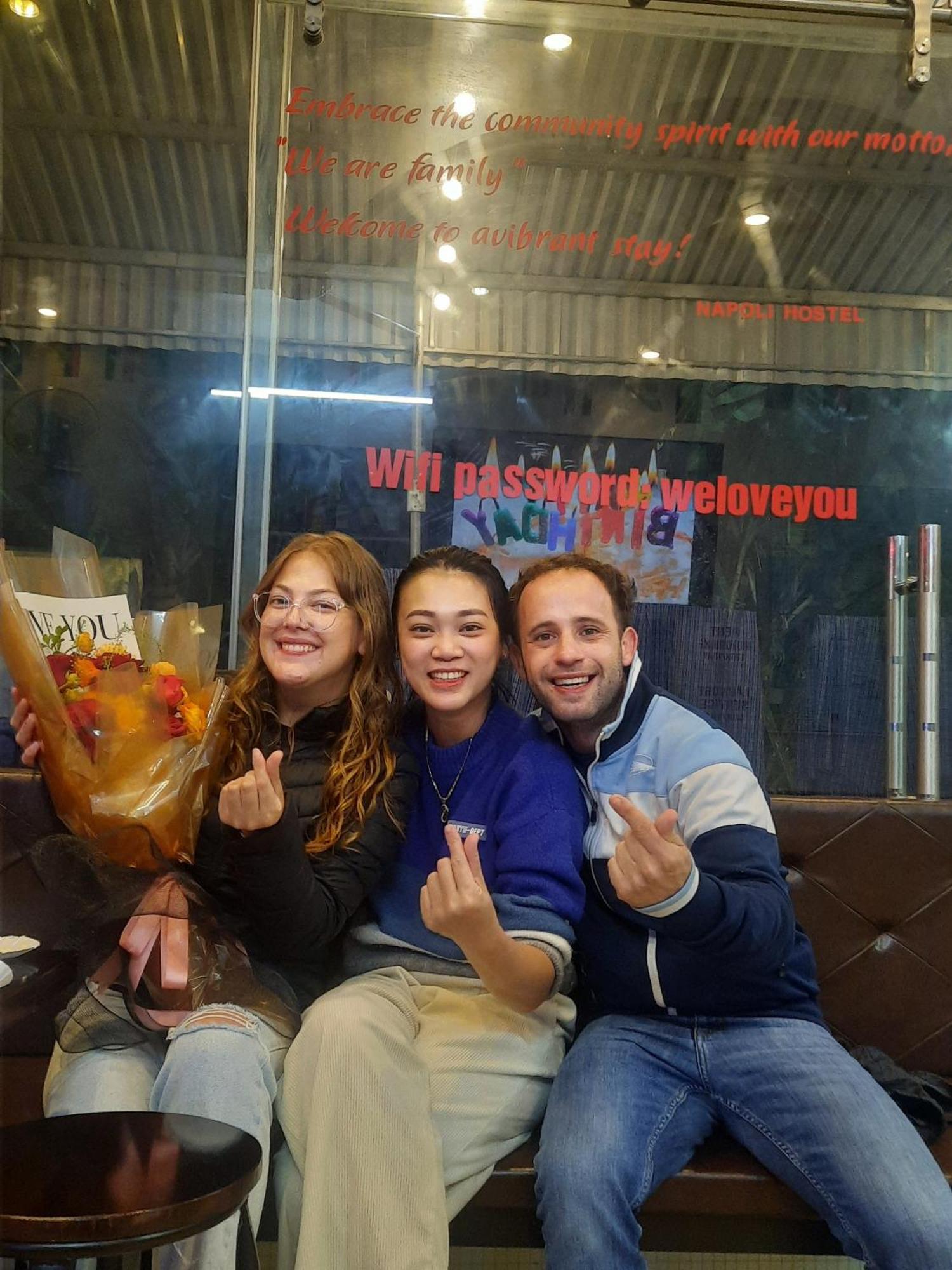 Napoli Hostel Chan Chau Екстериор снимка