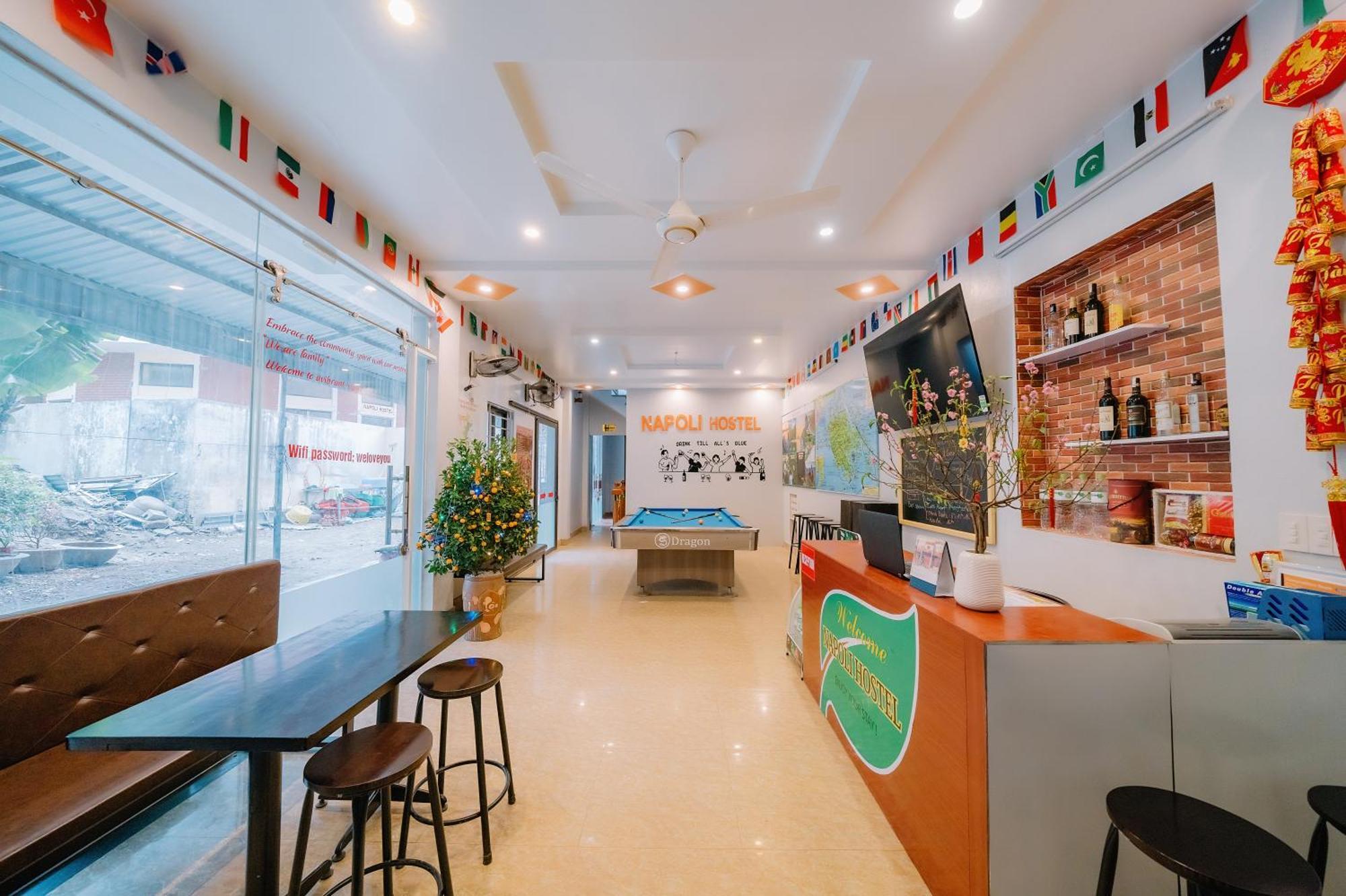 Napoli Hostel Chan Chau Екстериор снимка